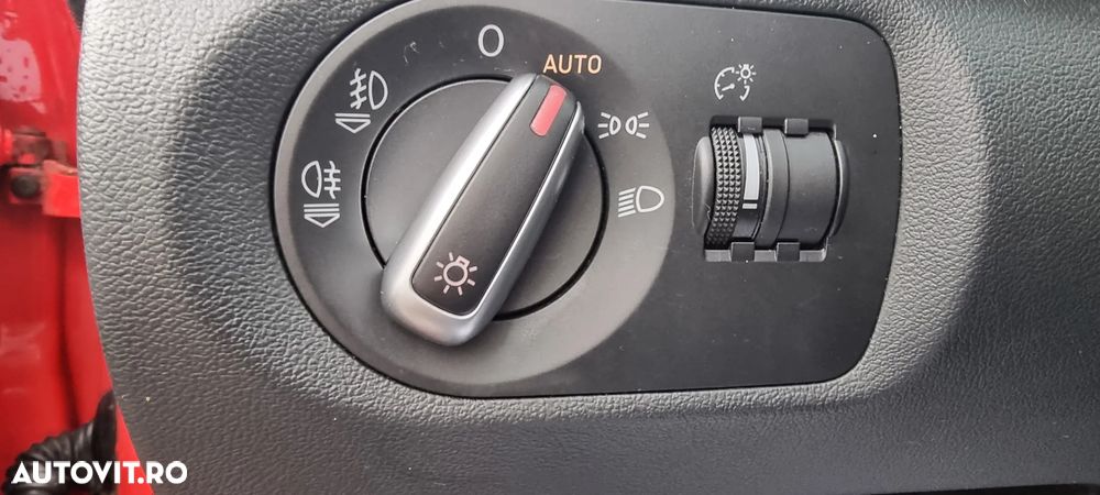 Audi A3 2.0 TDI DPF S line Sportpaket - 8