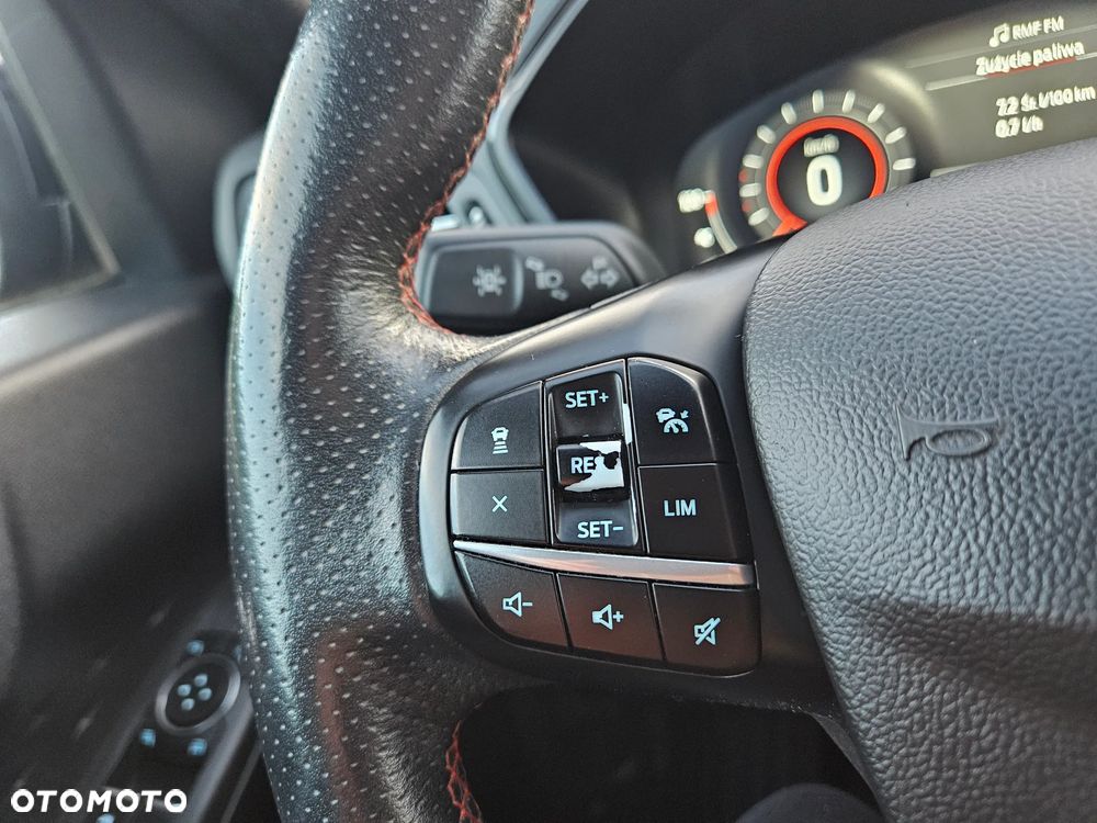 Ford Kuga 2.0 EcoBlue Hybrid ST-LINE X - 22