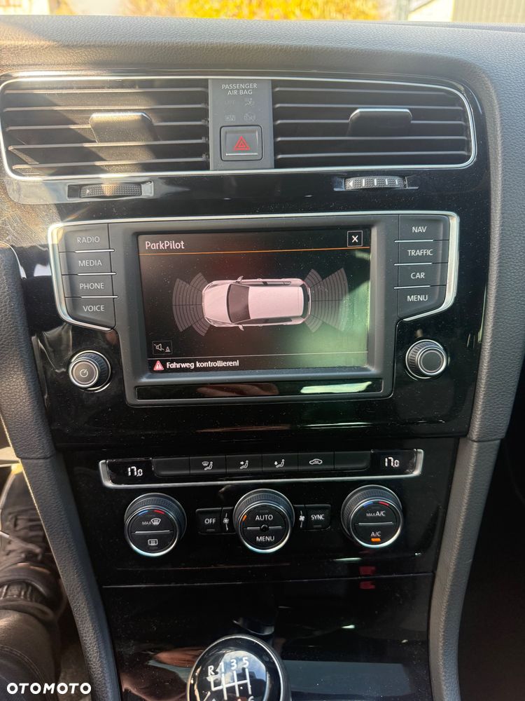 Volkswagen Golf - 13