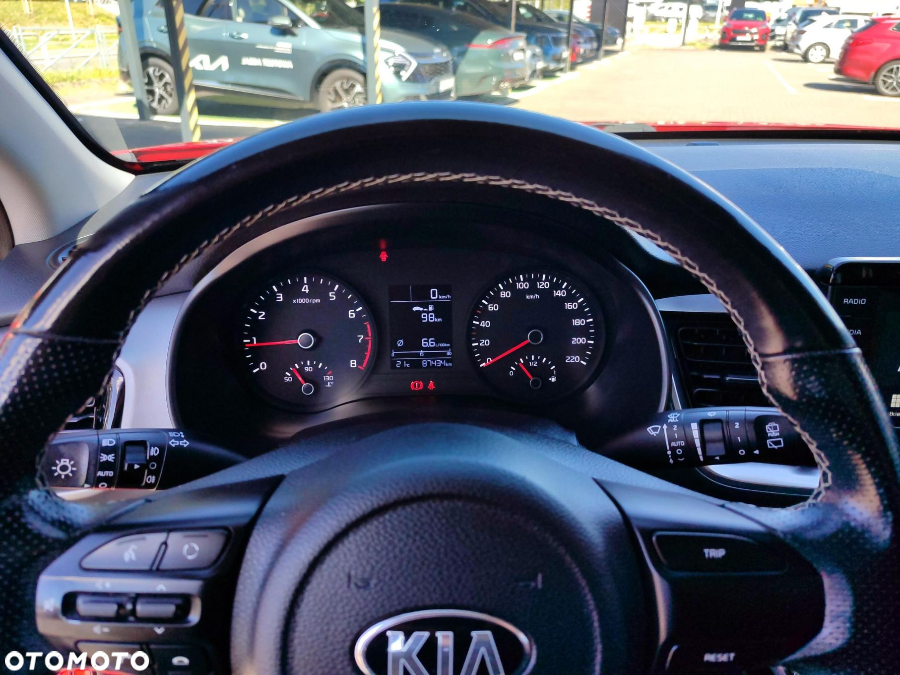 Kia Stonic - 10