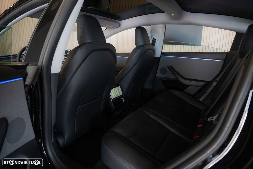 Tesla Model 3 Tração Traseira - 29