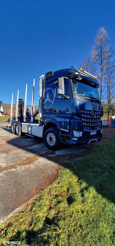 Mercedes-Benz Arocs - 11