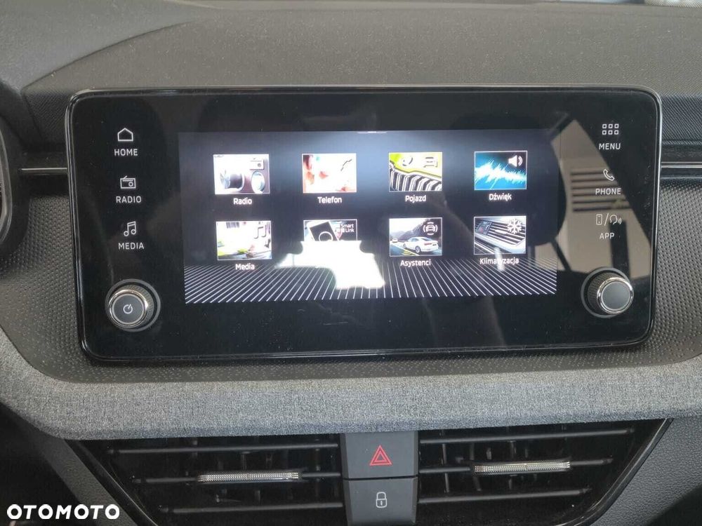 Skoda Kamiq 1.0 TSI Selection DSG - 29