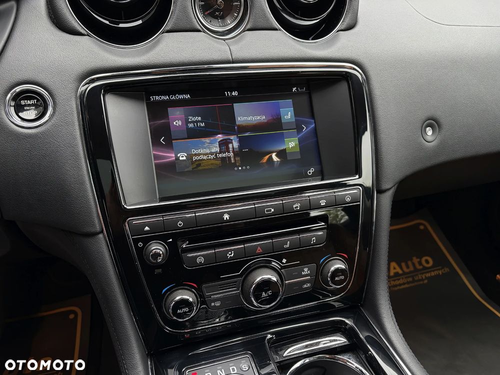 Jaguar XJ 3.0 D V6 Premium Luxury - 27