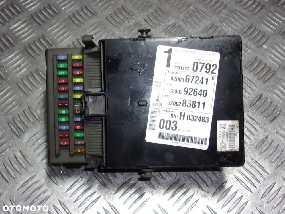 Renault Laguna II 2.0 16V 1.9 DCI moduł UCH 8200292640 - 2