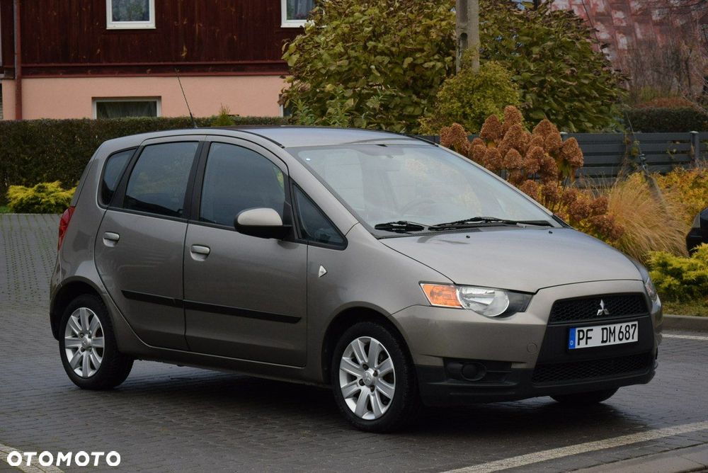 Mitsubishi Colt 1.3 Automatik Invite - 1