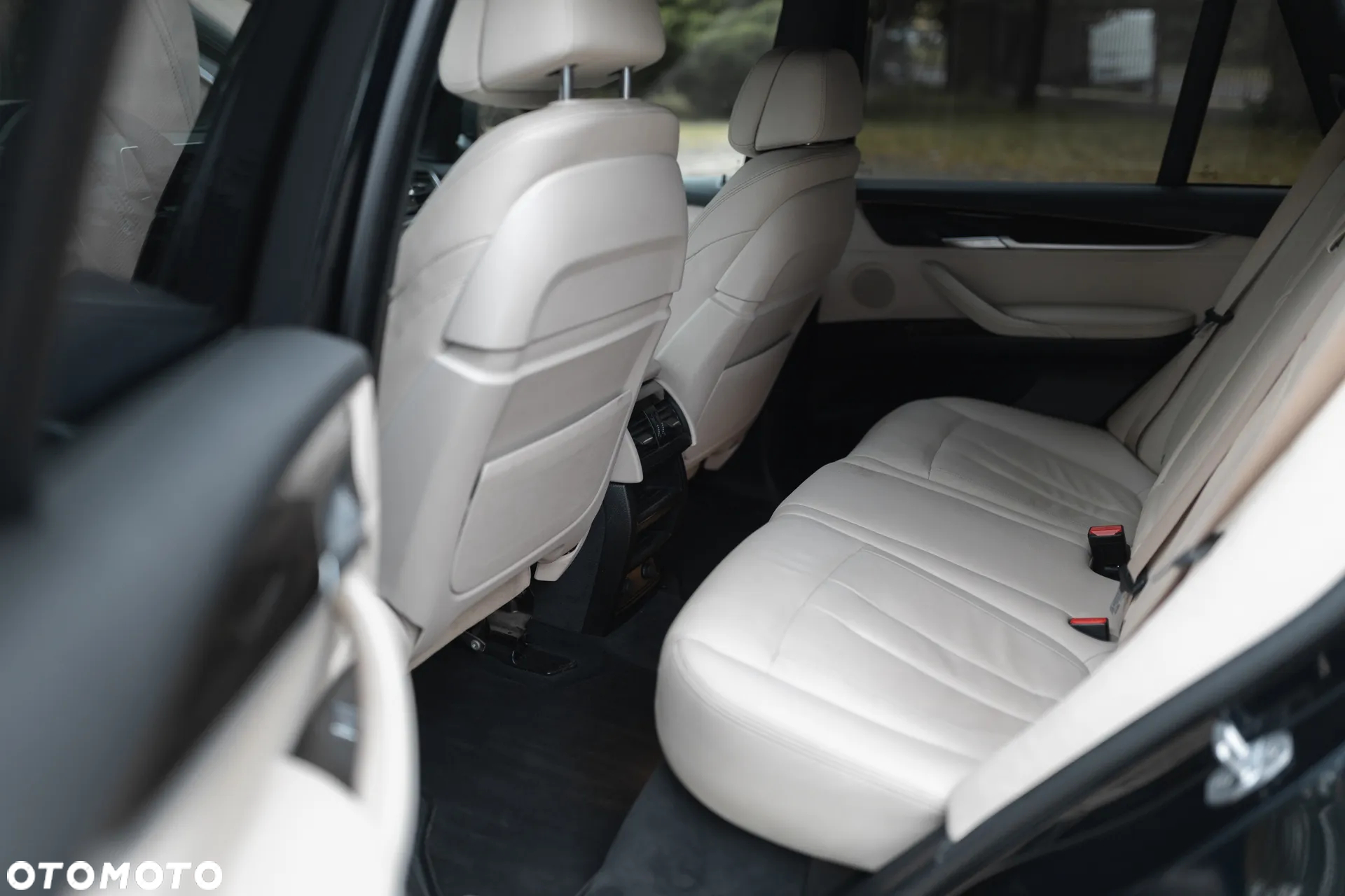 BMW X5 xDrive40d - 13