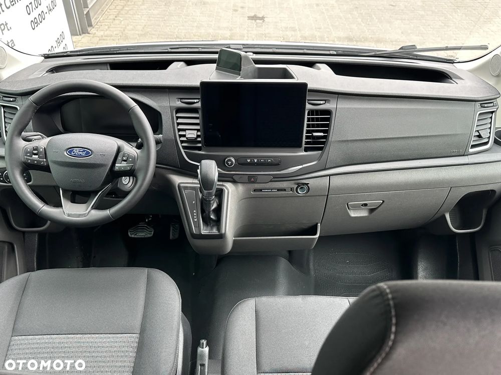 Ford Transit L2H3 Limited - 34