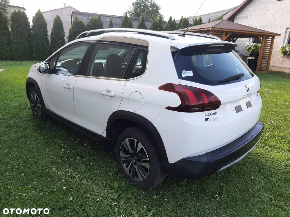 Peugeot 2008 PureTech 110 Stop&Start Allure - 6