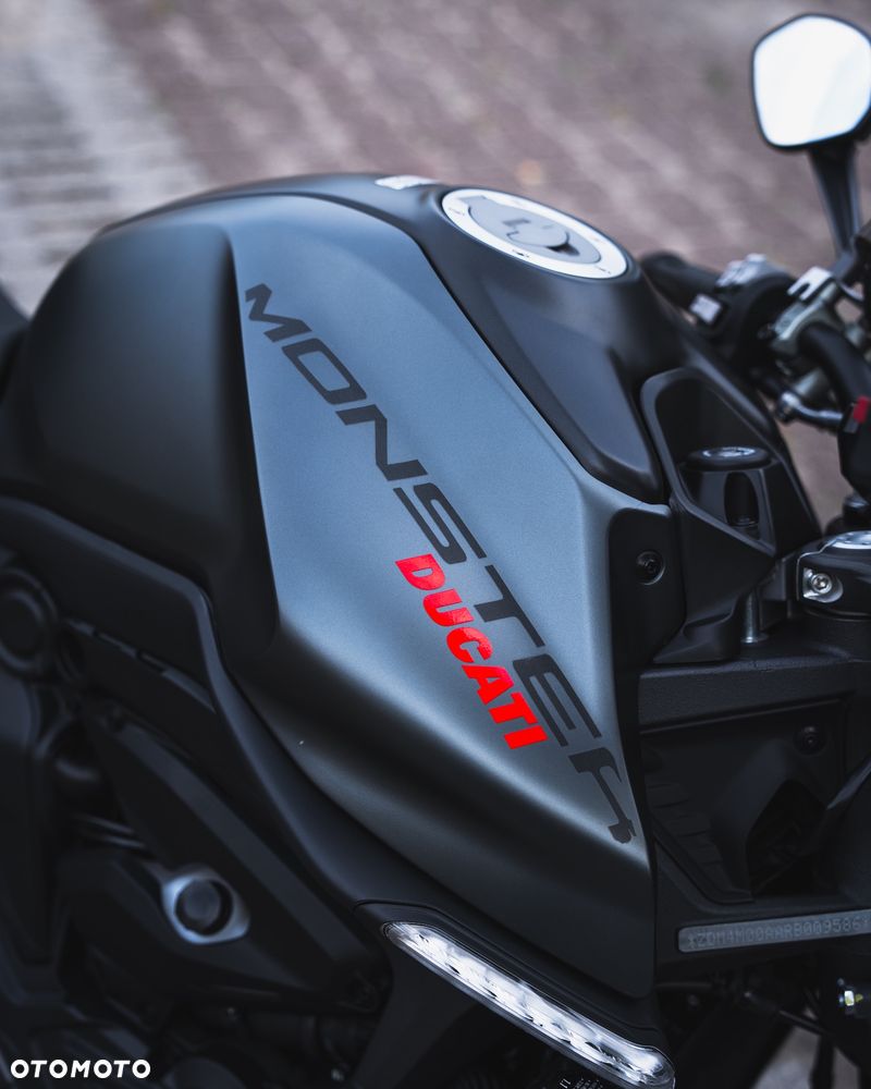 Ducati Monster - 5