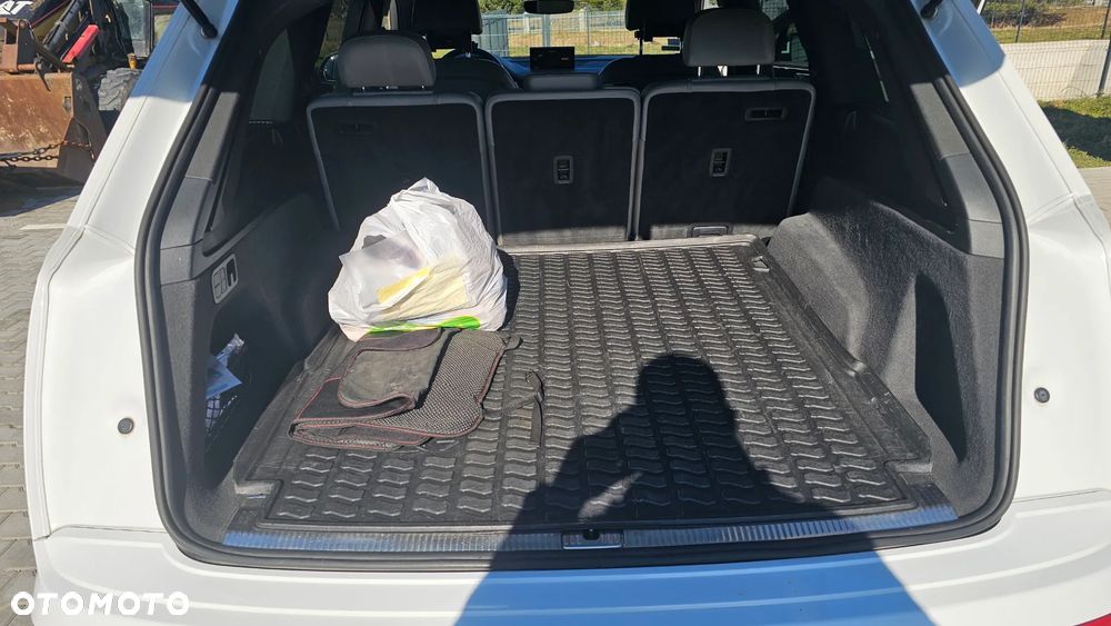 Audi Q7 - 12