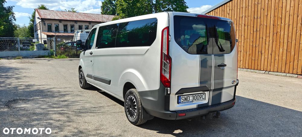 Ford Transit Custom 310 L2H1 Limited - 12