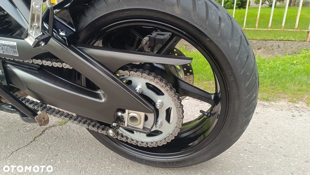 Yamaha FZ - 9