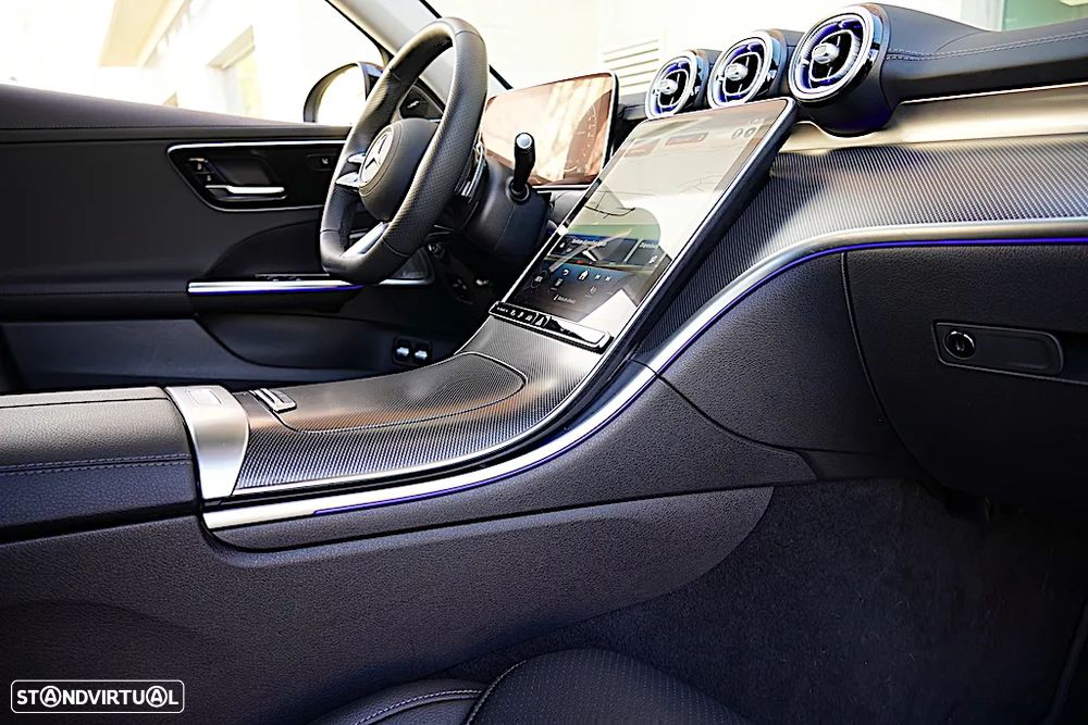 Mercedes-Benz C 300 e AMG Line - 28