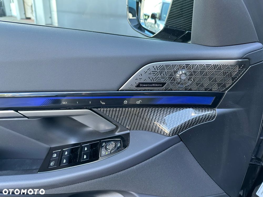 BMW M5 PHEV - 14
