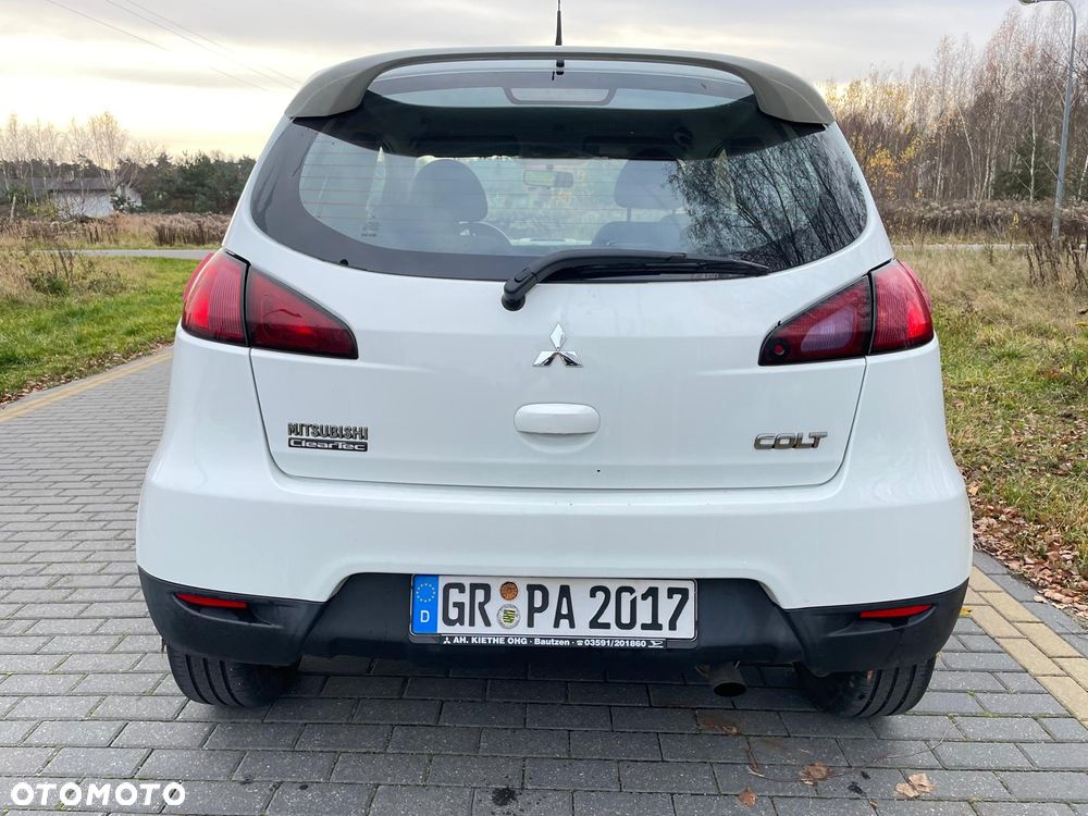 Mitsubishi Colt 1.1 - 3