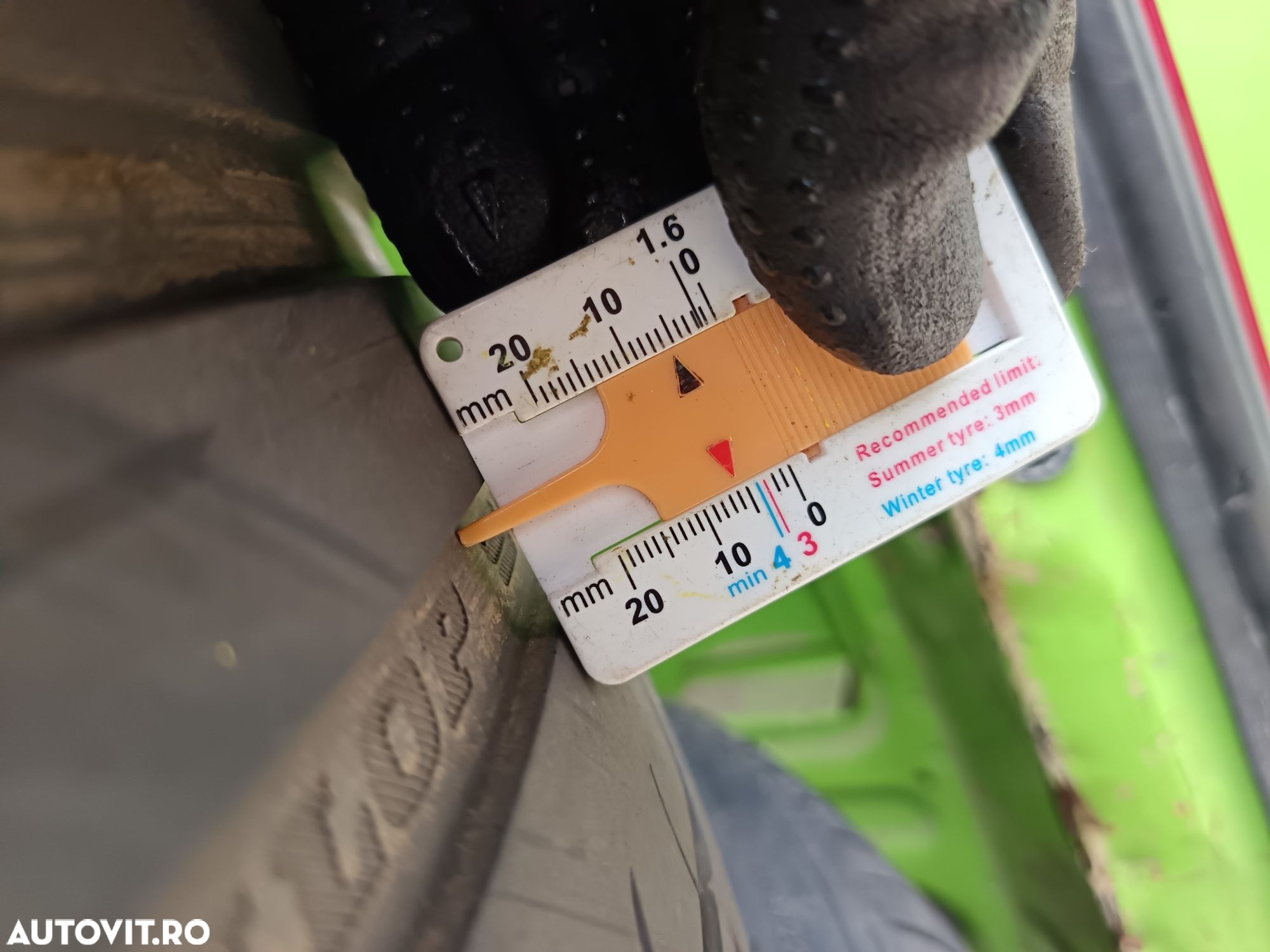 Anvelope vara 245 40 17 Dunlop 2015 5mm - 4