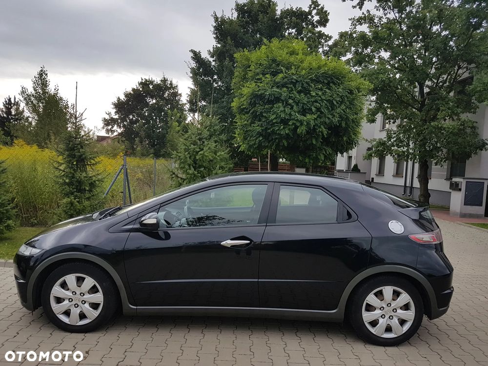 Honda Civic 1.8 Comfort - 28