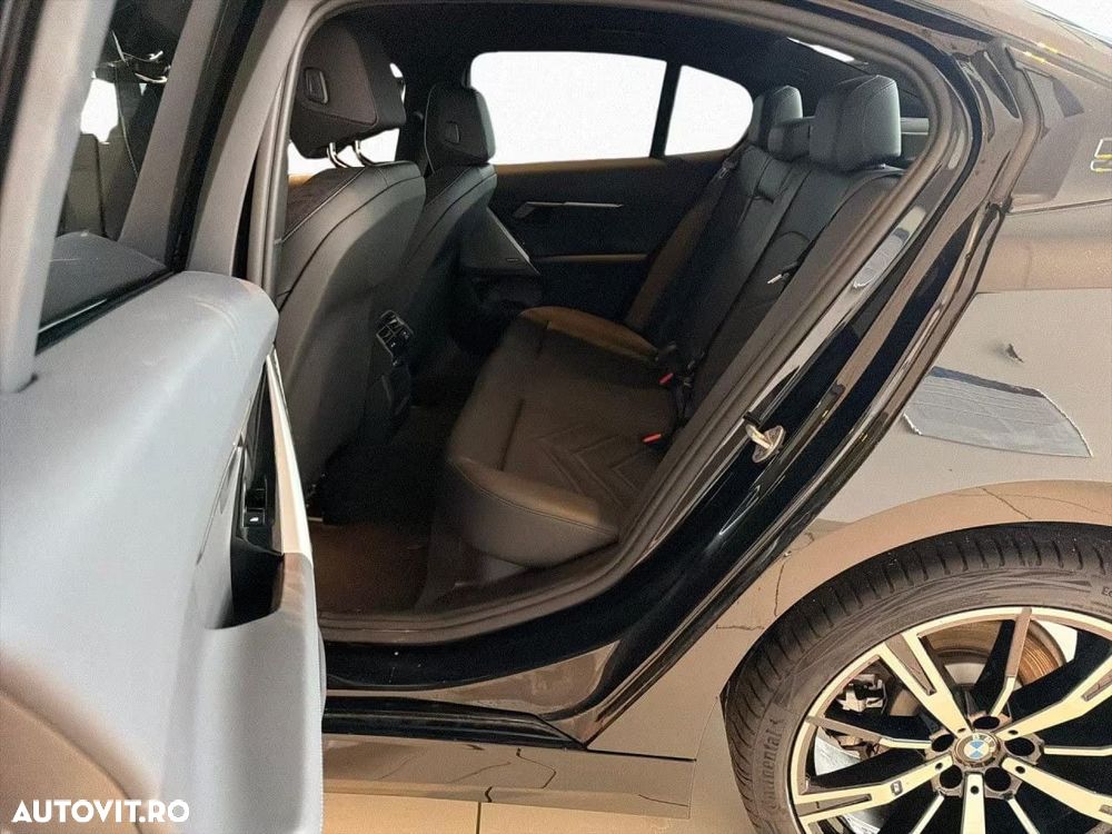 BMW Seria 5 520i Aut. - 14