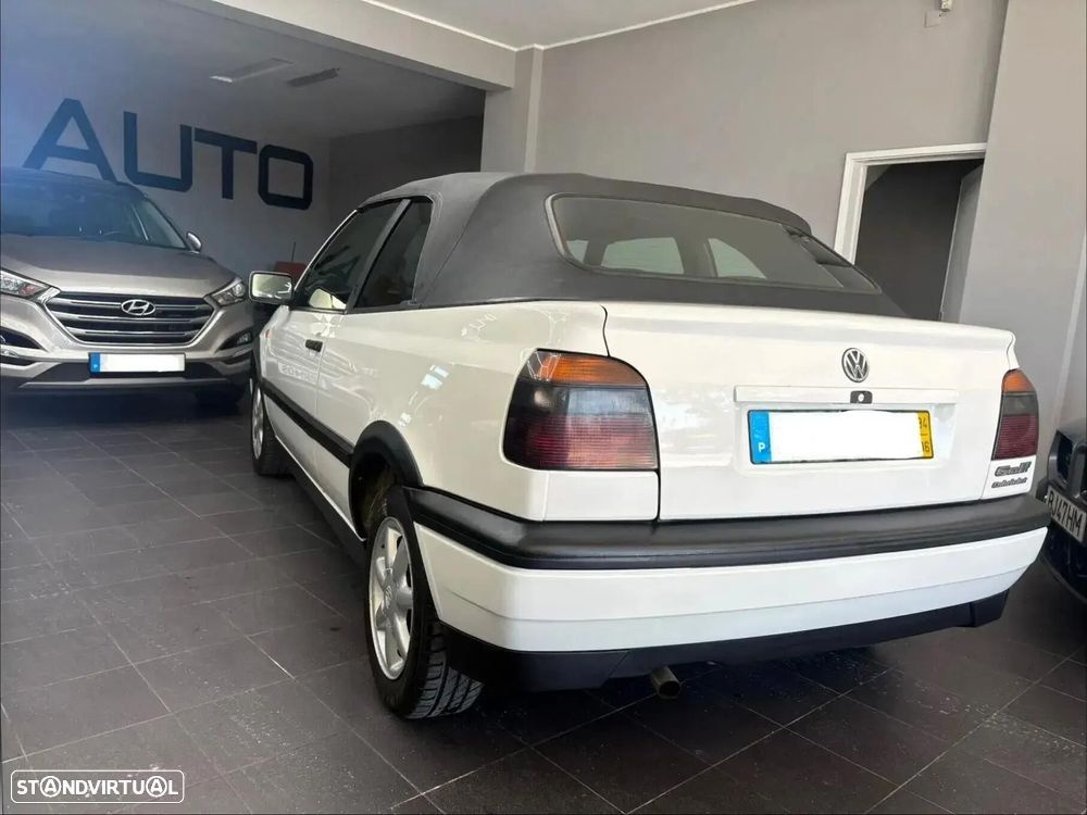 VW Golf Cabriolet - 4