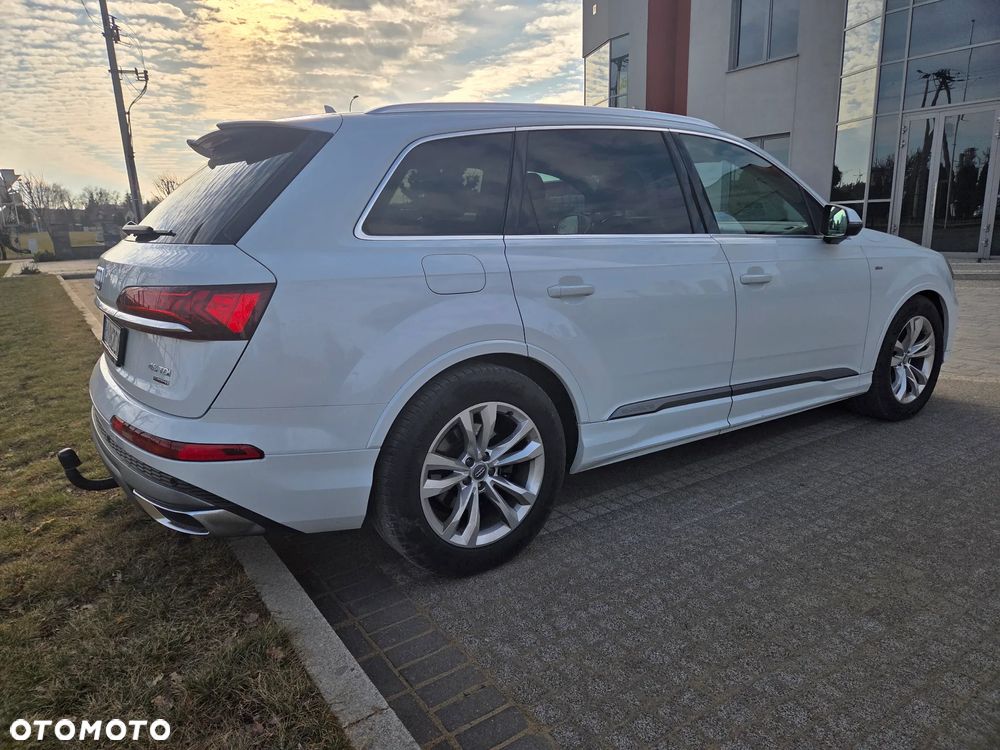 Audi Q7 - 12