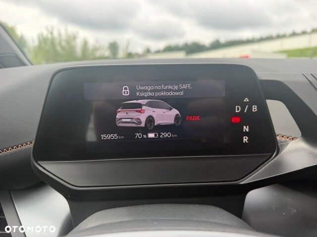 Cupra Born - 8