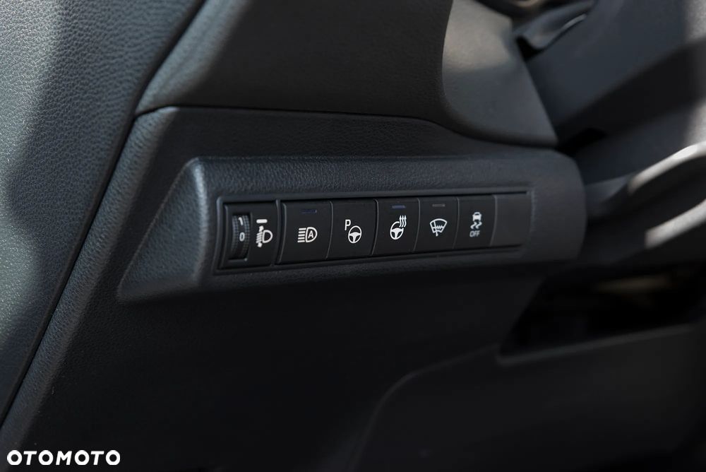 Toyota Corolla 1.8 Business Edition - 28