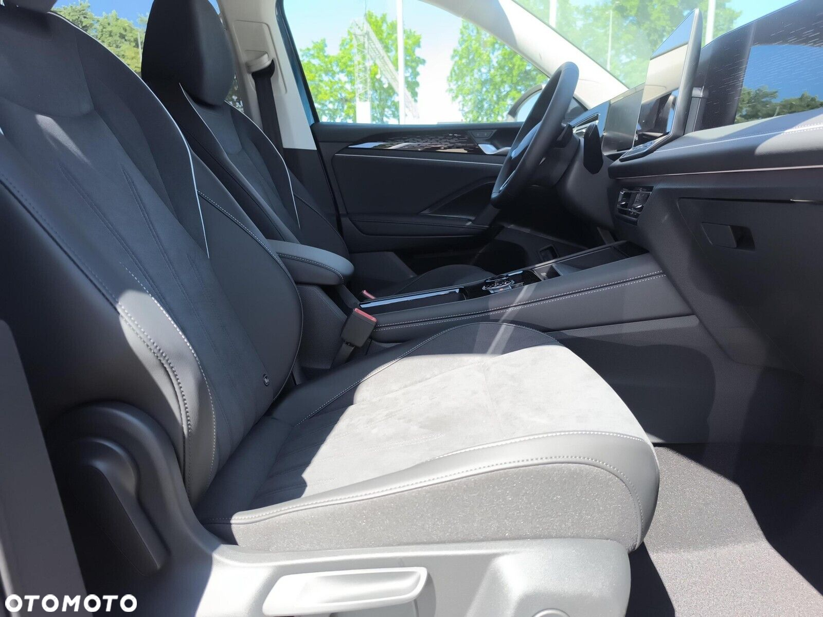 Volkswagen Tiguan - 22