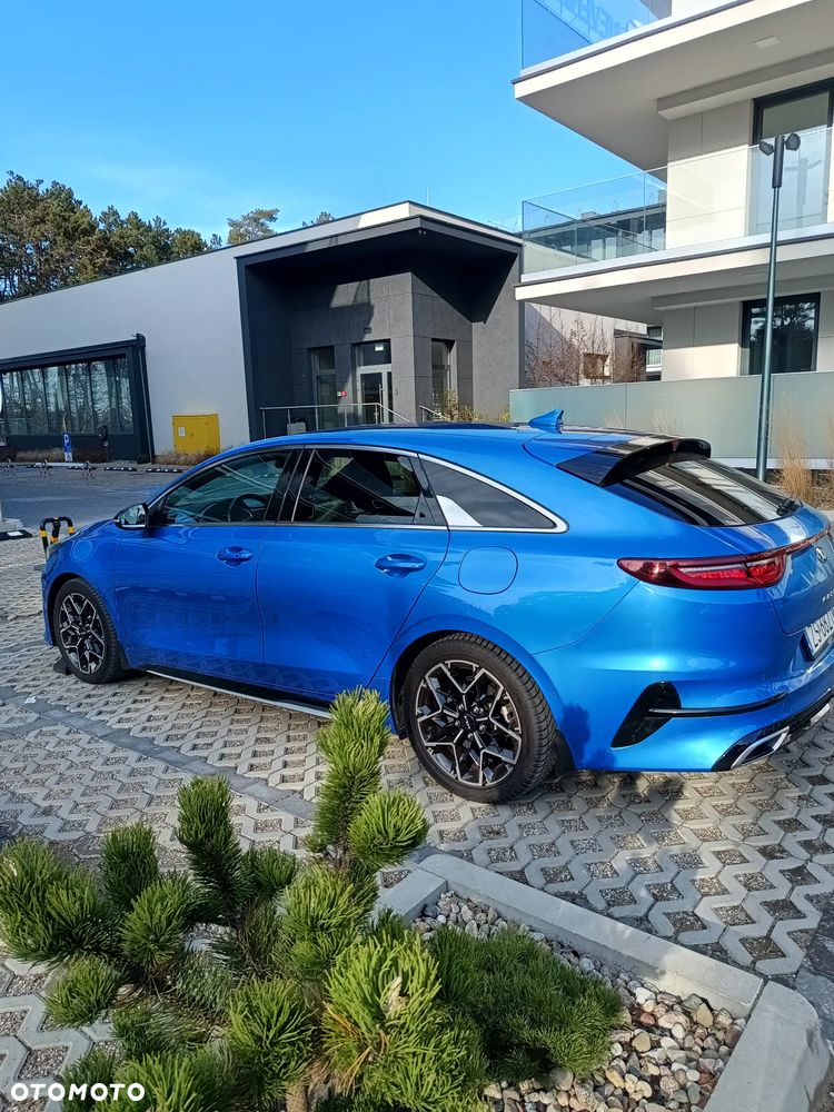 Kia ProCeed - 2