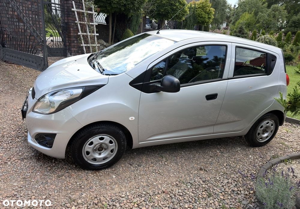 Chevrolet Spark 1.0 + - 3