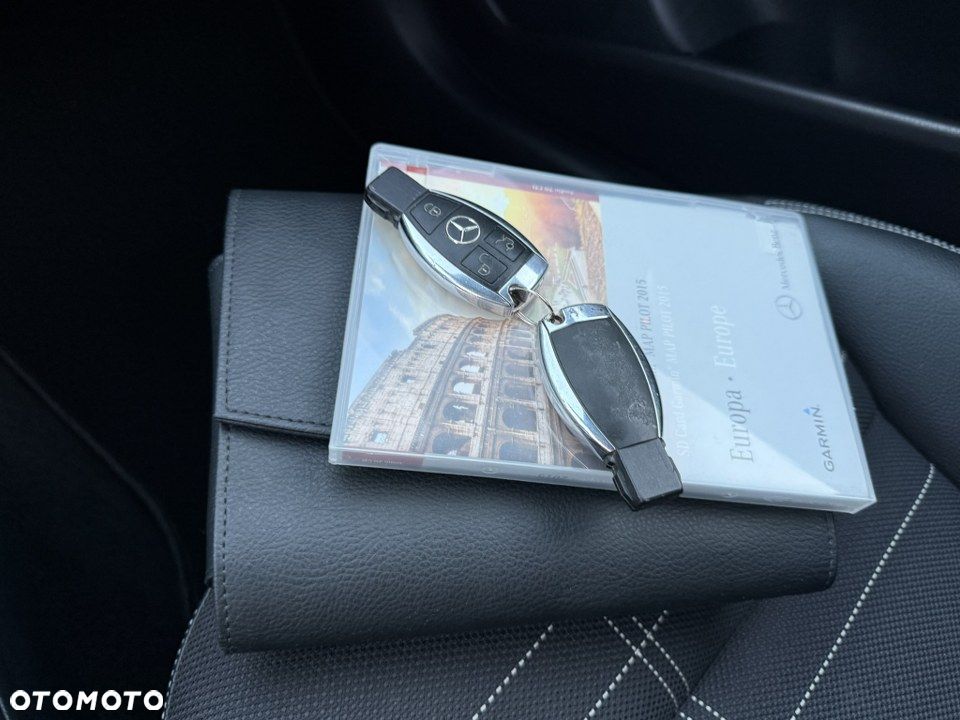 Mercedes-Benz CLA 180 AMG Line - 40