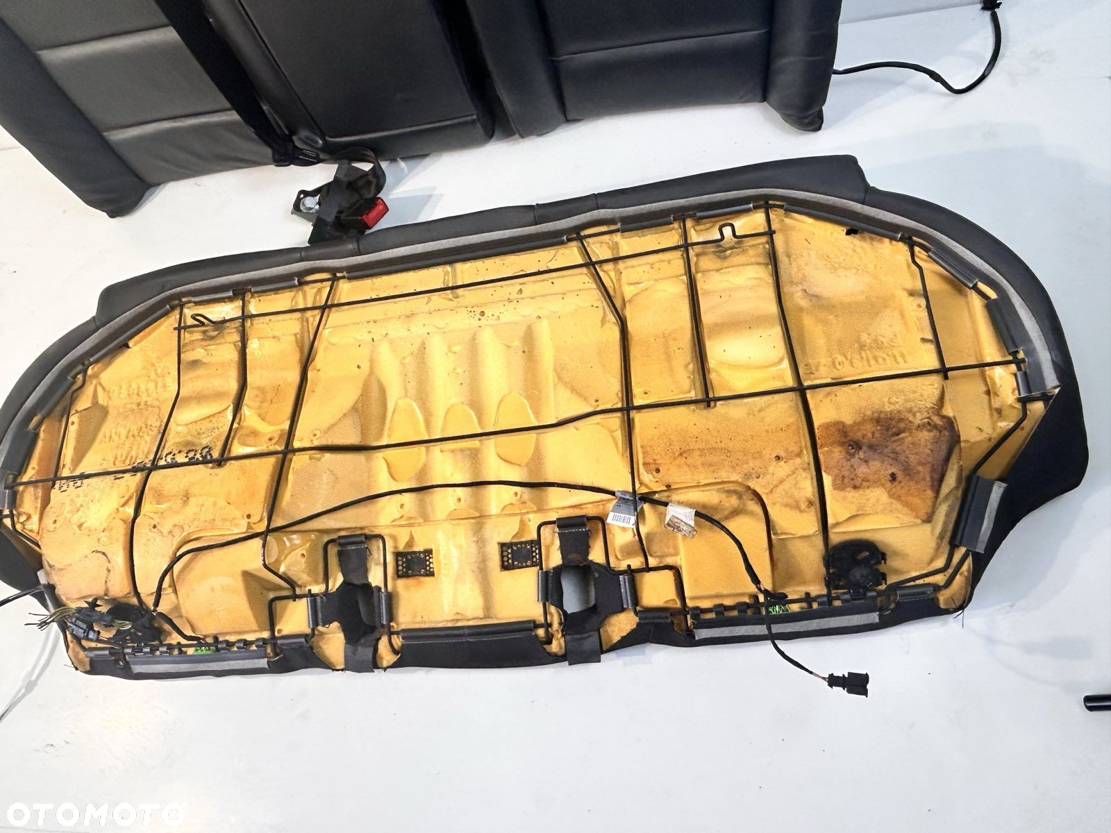 FOTELE SKÓRZANE KOMPLET GRZANE GRZANA KANAPA SCHOWKI KOMBI-SEDAN Audi A4 B6/B7 - 11