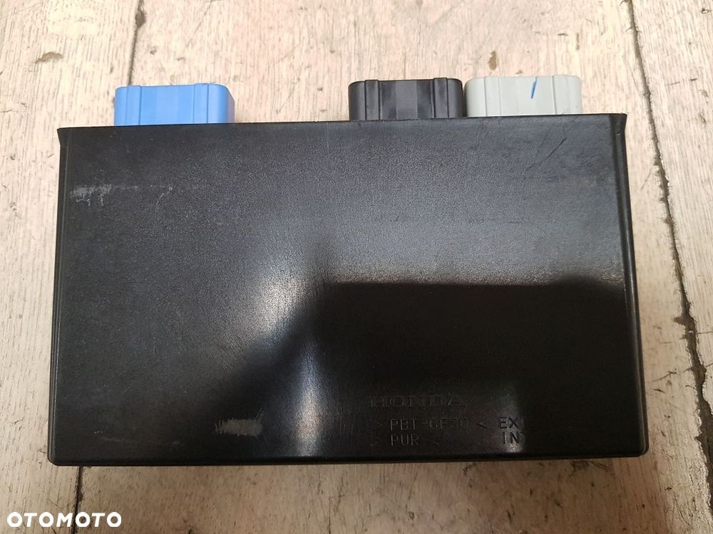 Moduł zapłonowy ECU klucz Honda VFR 1200 F  38770-MGE-D11 - 3