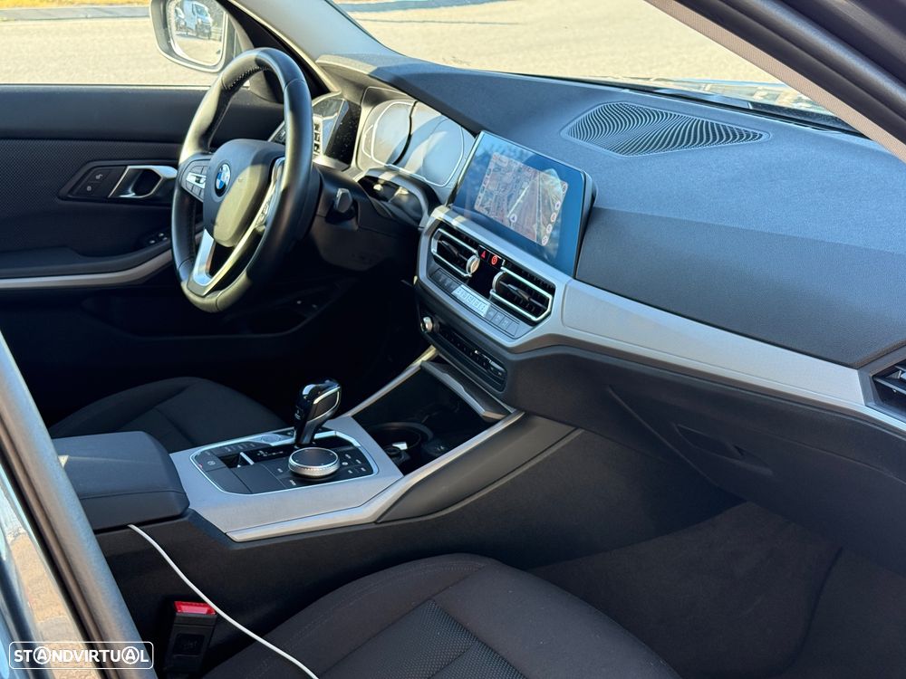BMW 330 e Corporate Edition Auto - 28