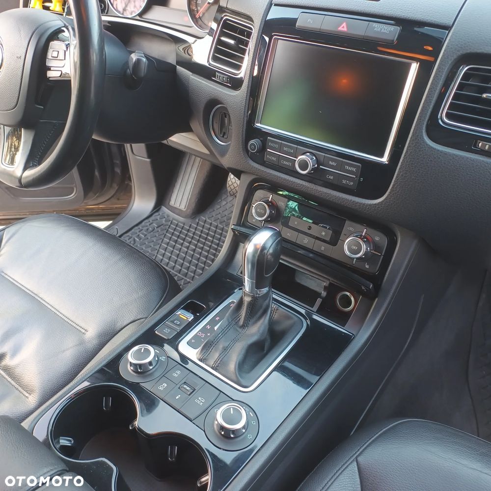 Volkswagen Touareg 3.0 V6 TDI BMT - 18