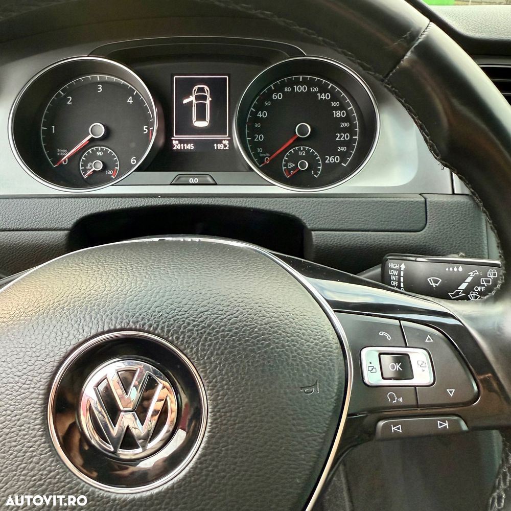 Volkswagen Golf Variant 1.6 BlueTDI DSG Comfortline - 9