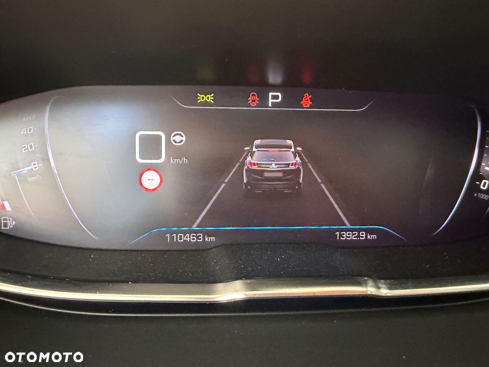 Peugeot 3008 1.2 PureTech Allure Pack S&S EAT8 - 9