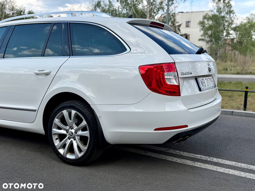 Skoda Superb 2.0 TSI L&K DSG - 7