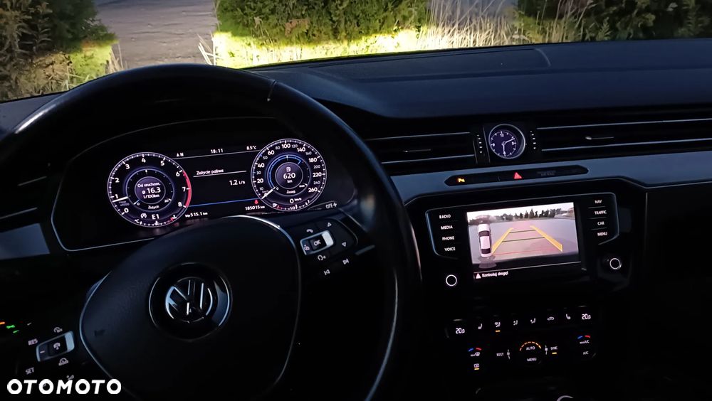 Volkswagen Passat 2017 photo 2
