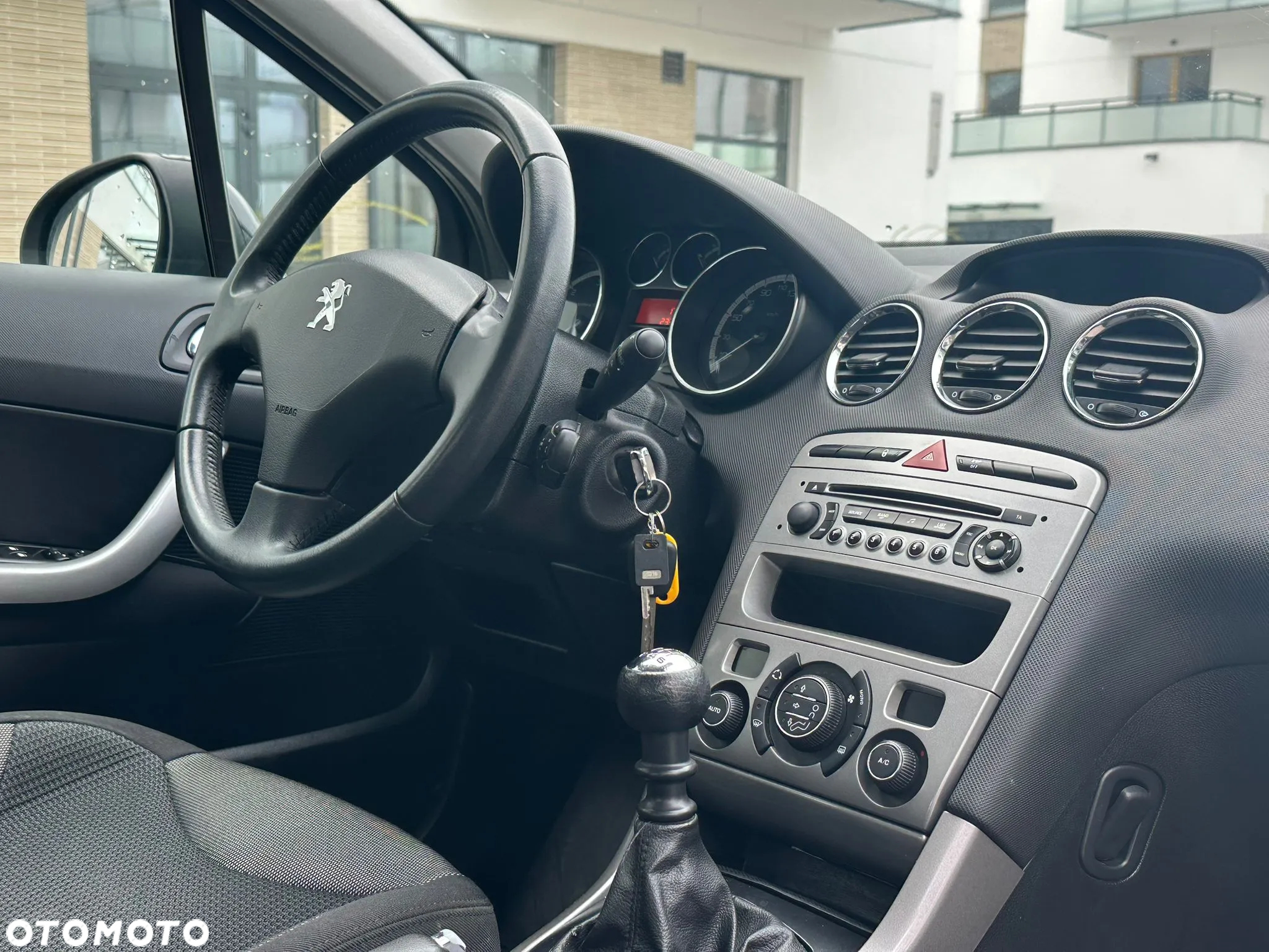 Peugeot 308 1.6 HDi Premium - 11
