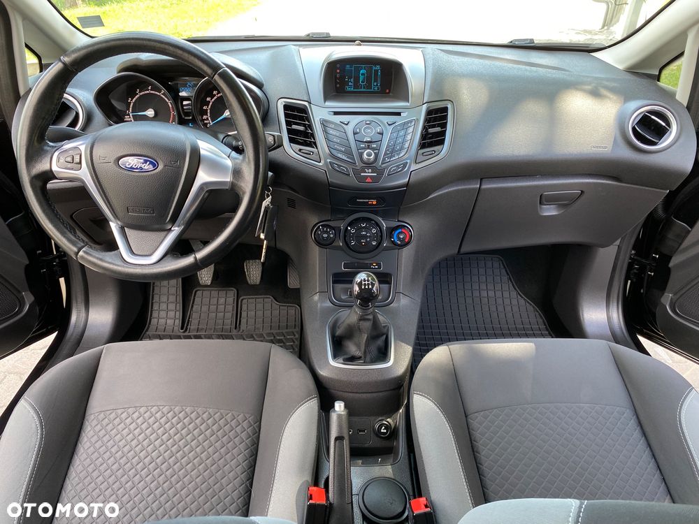 Ford Fiesta 1.25 Titanium EU5 - 13