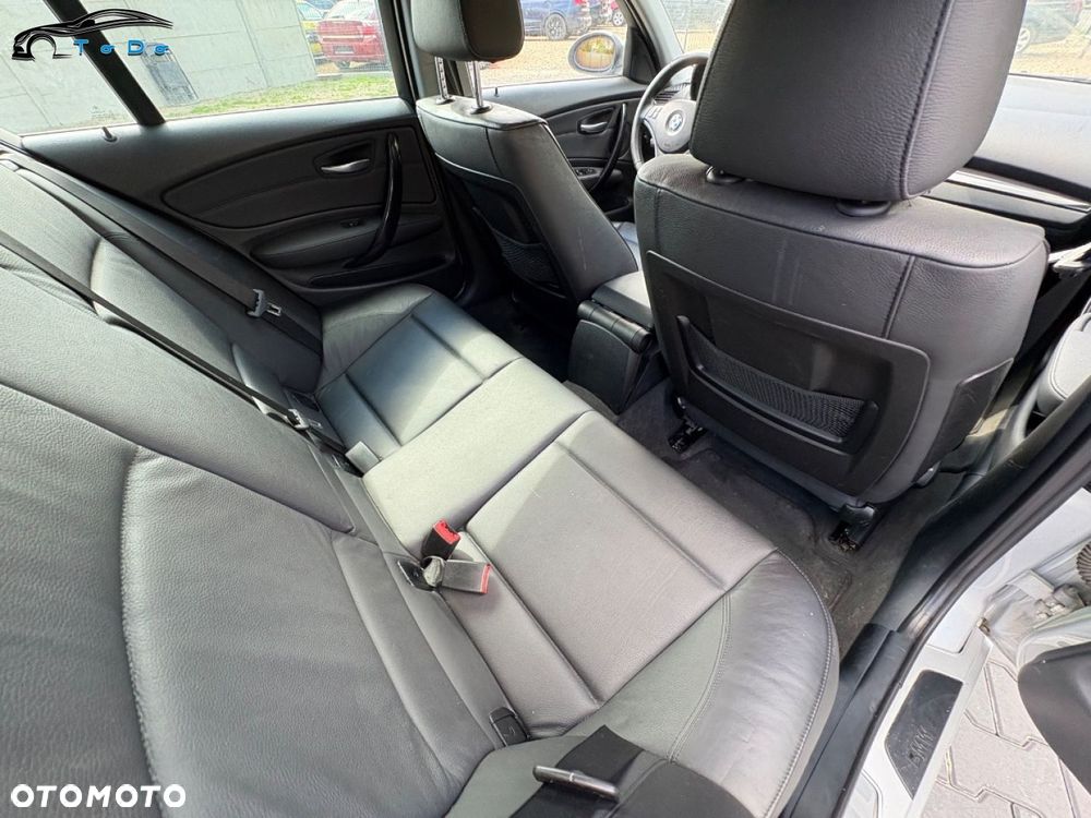BMW Seria 1 118d DPF Edition Lifestyle - 26