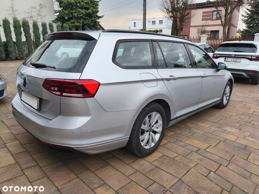 Volkswagen Passat - 5