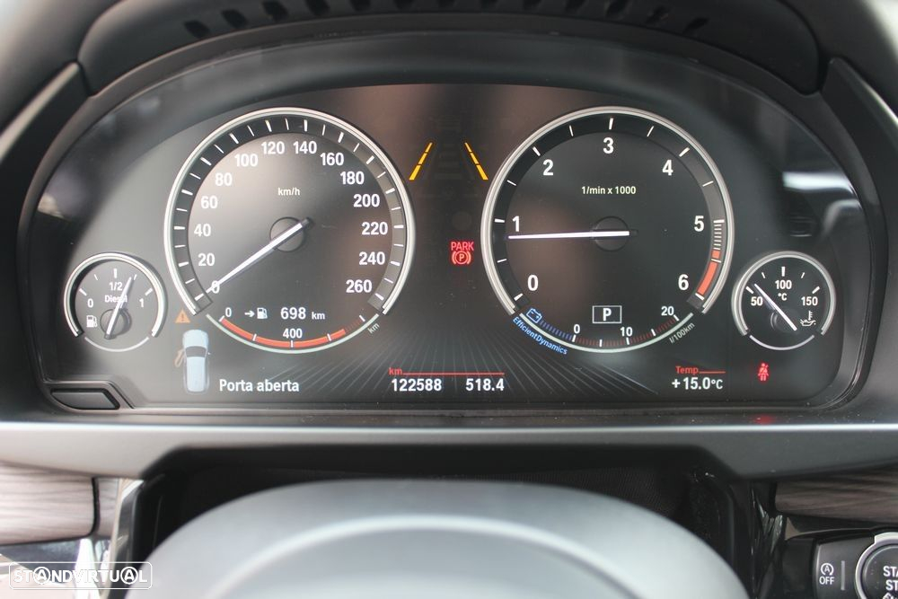 BMW X5 25 d xDrive Pack M - 23