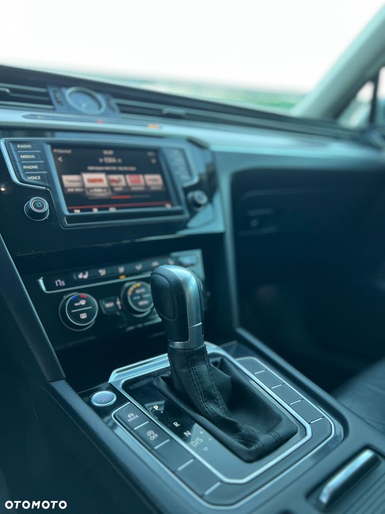 Volkswagen Passat 2.0 TDI BMT Highline DSG - 11