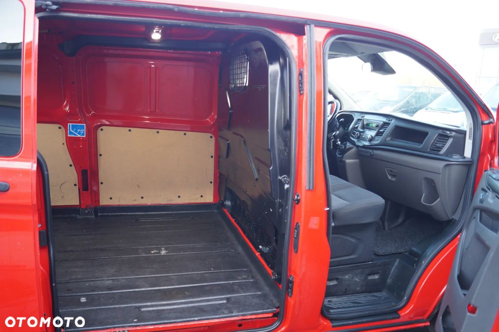 Ford Transit Custom - 24
