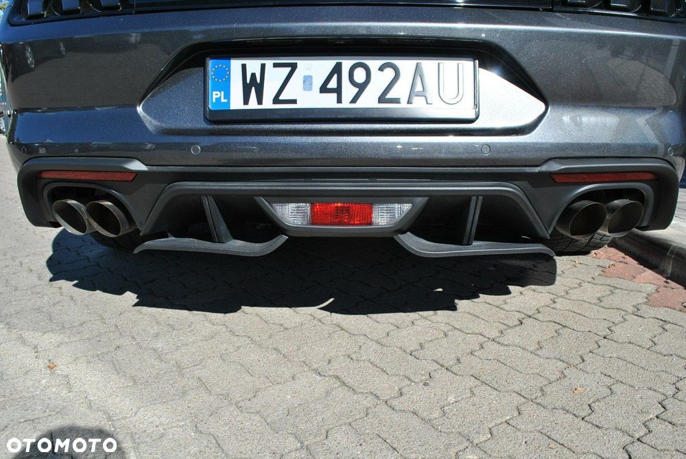 Ford Mustang - 34