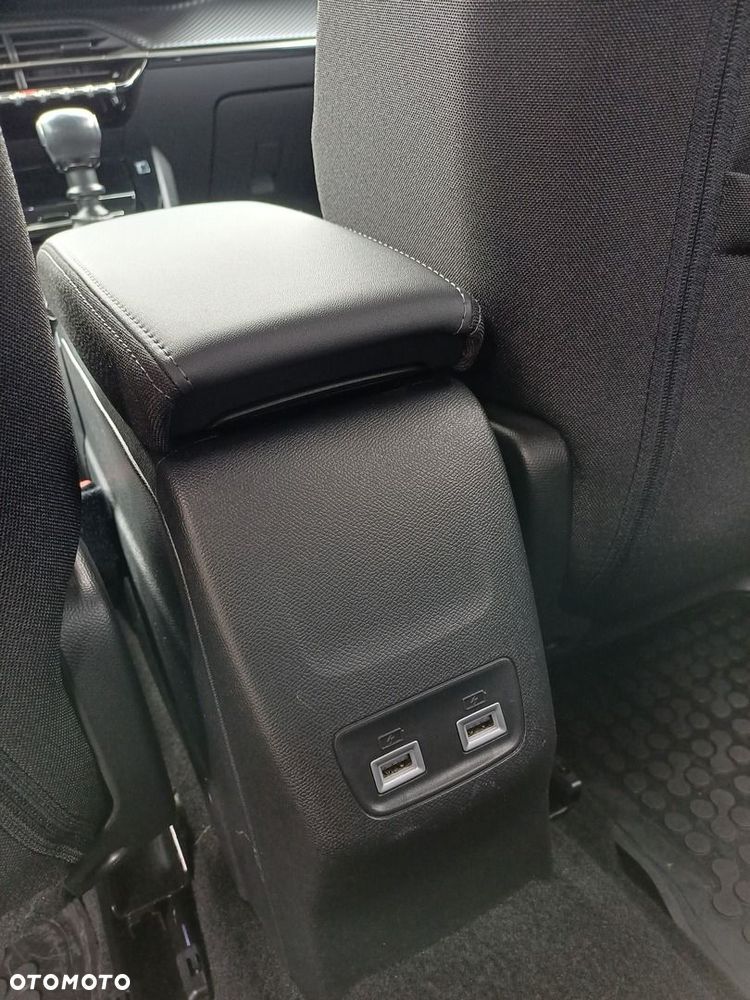 Peugeot 2008 - 30