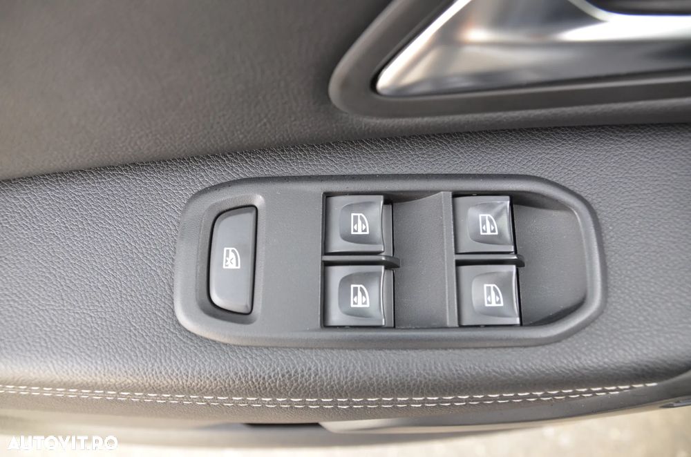 Dacia Duster 1.5 dCi 4x2 Prestige - 19