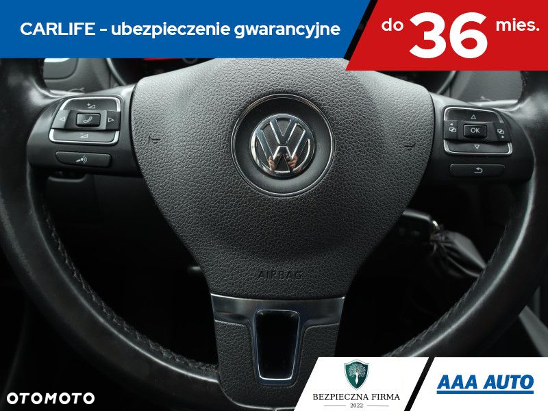 Volkswagen Golf - 18